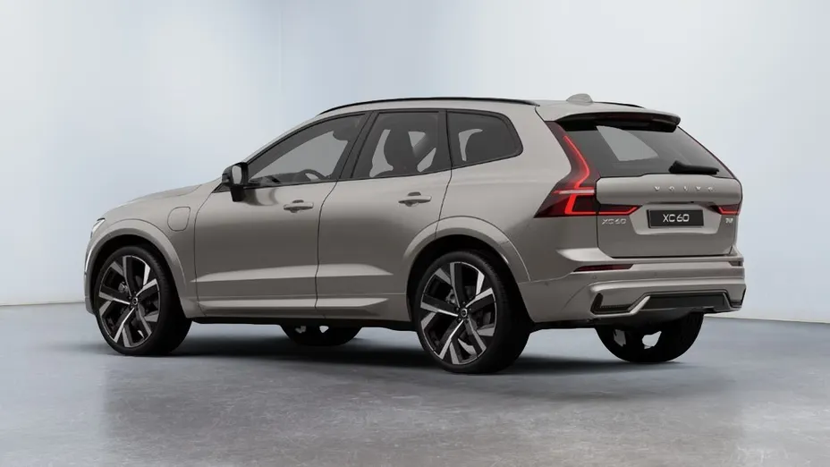 VOLVO XC60 XC60 T6 Plug-In Hybrid AWD Ultra Dark aut Nowy