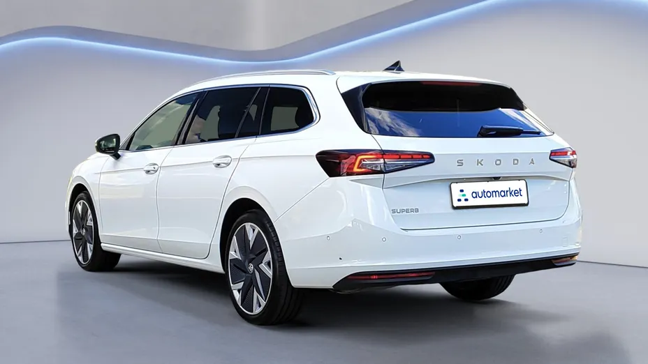 SKODA Superb Superb 1.5 TSI mHEV Selection DSG