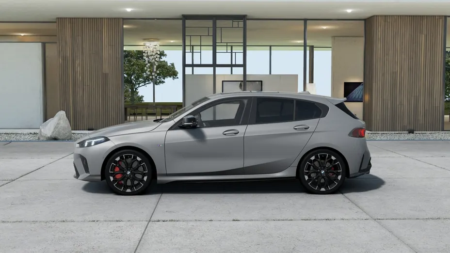 BMW Seria 1 M135 xDrive aut Nowy