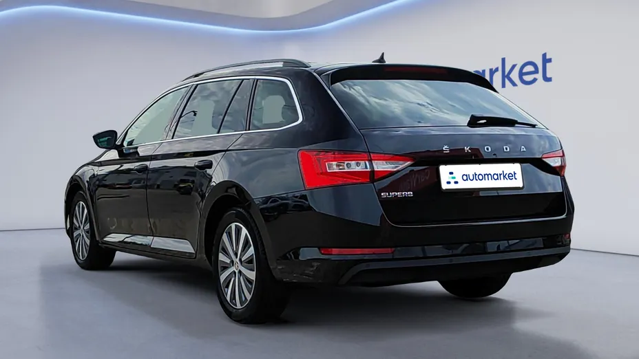 SKODA Superb Superb 2.0 TDI SCR Ambition DSG