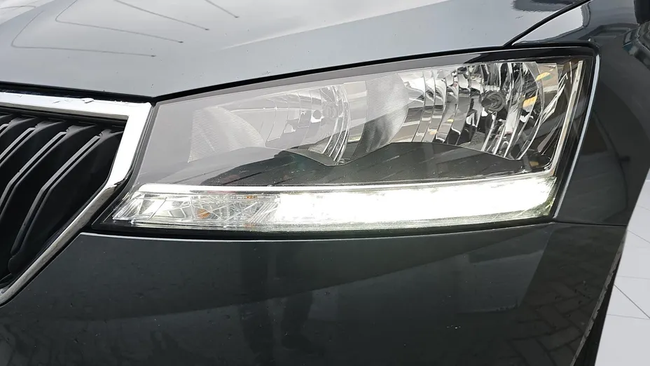 SKODA Fabia Fabia 1.0 TSI Ambition