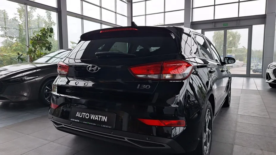 HYUNDAI i30 i30 1.0 T-GDI Smart DCT