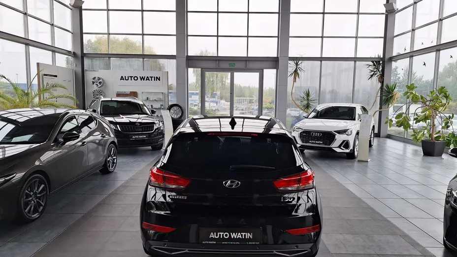 HYUNDAI i30 i30 1.0 T-GDI Smart DCT