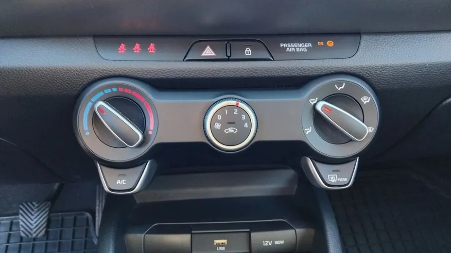 KIA Stonic Stonic 1.2 M