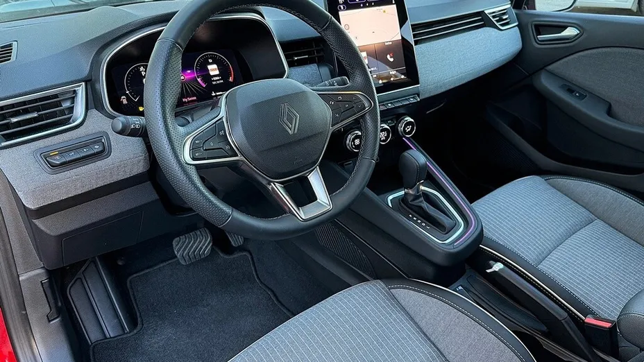 RENAULT Clio Clio 1.0 TCe Techno X-Tronic