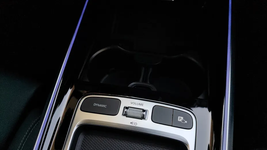 MERCEDES-BENZ GLB GLB 200 mHEV Progressive 7G-DCT