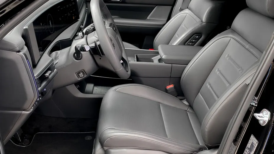 HYUNDAI Santa Fe Santa Fe 1.6 T-GDI PHEV Calligraphy 4WD aut 7os.