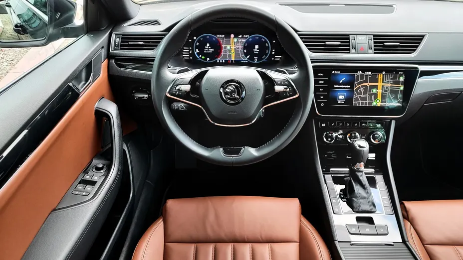 SKODA Superb Superb 2.0 TDI SCR L&K DSG