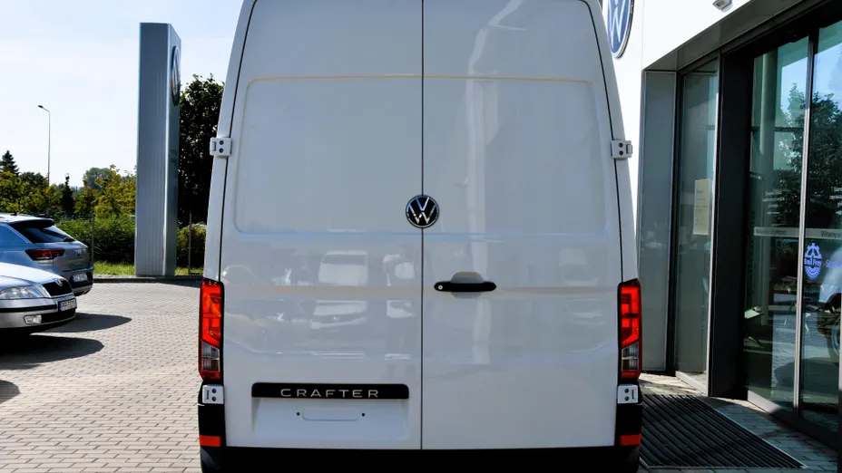 VOLKSWAGEN Crafter Crafter 35 BiTDI (16,4m3) Nowy