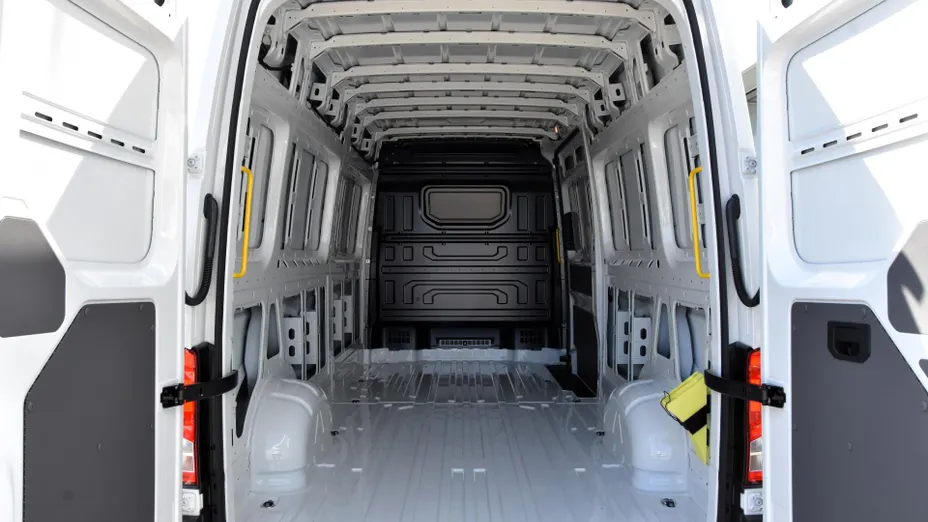VOLKSWAGEN Crafter Crafter 35 BiTDI (16,4m3) Nowy