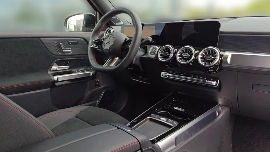 MERCEDES-BENZ GLB GLB 180 mHEV AMG Line 7G-DCT Nowy