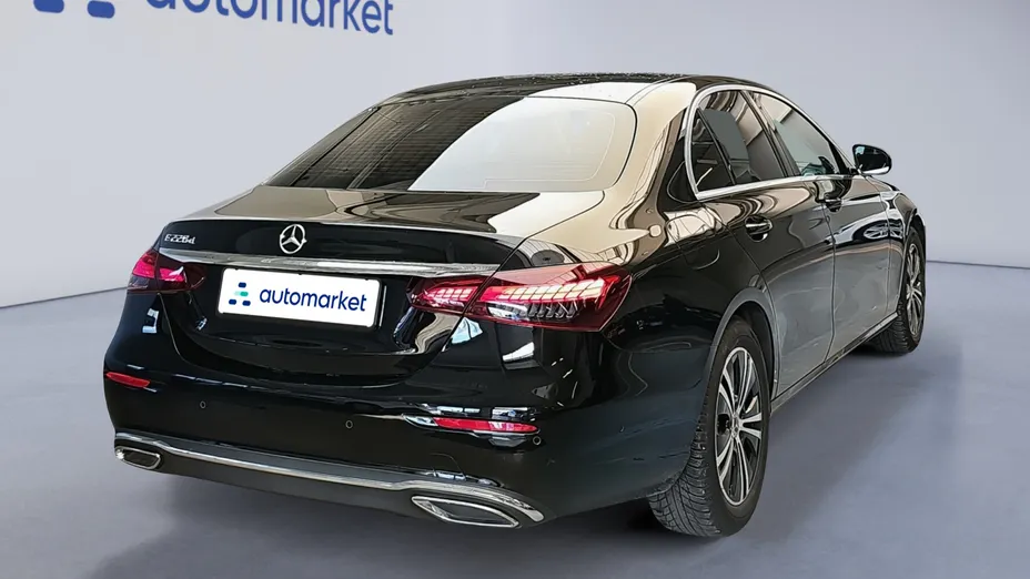 MERCEDES-BENZ E Klasa E 220 d