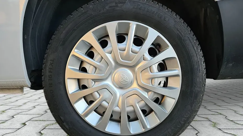 TOYOTA Proace City Proace City 1.5 D-4D Long 2,4t Active