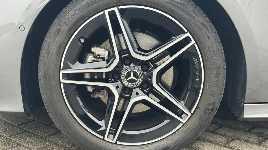 MERCEDES-BENZ A Klasa A 200 7G-DCT