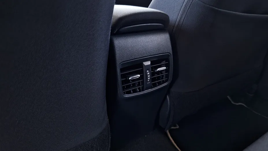TOYOTA Corolla Corolla 2.0 Hybrid Comfort