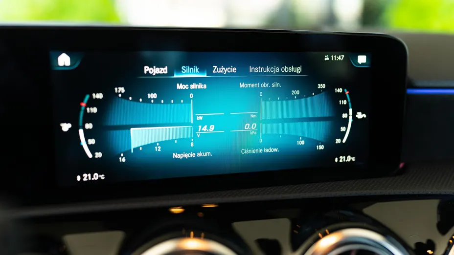 MERCEDES-BENZ A Klasa A 200 AMG Line 7G-DCT