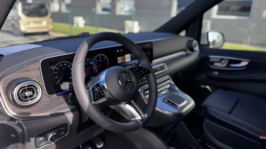 MERCEDES-BENZ V Klasa V 300 d 4-Matic 9G-Tronic Exclusive (ekstra dł) Nowy
