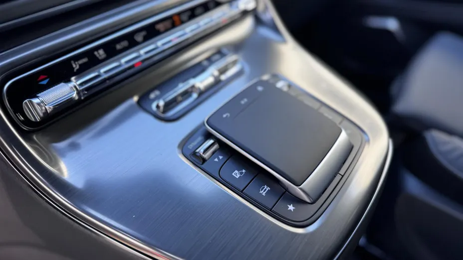 MERCEDES-BENZ V Klasa V 300 d 4-Matic 9G-Tronic Exclusive (ekstra dł) Nowy