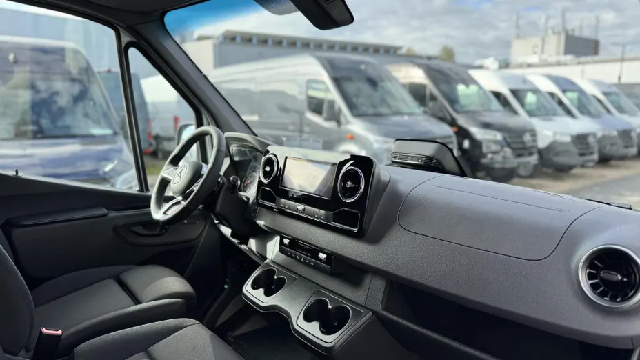 MERCEDES-BENZ Sprinter Sprinter 319 CDI Extra Long SELECT 9G-Tronic 907.637 15,5m3 Nowy