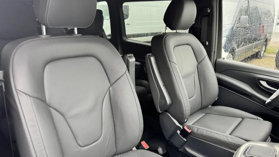 MERCEDES-BENZ V Klasa V 300 d 4-Matic 9G-Tronic Exclusive (ekstra dł) Nowy