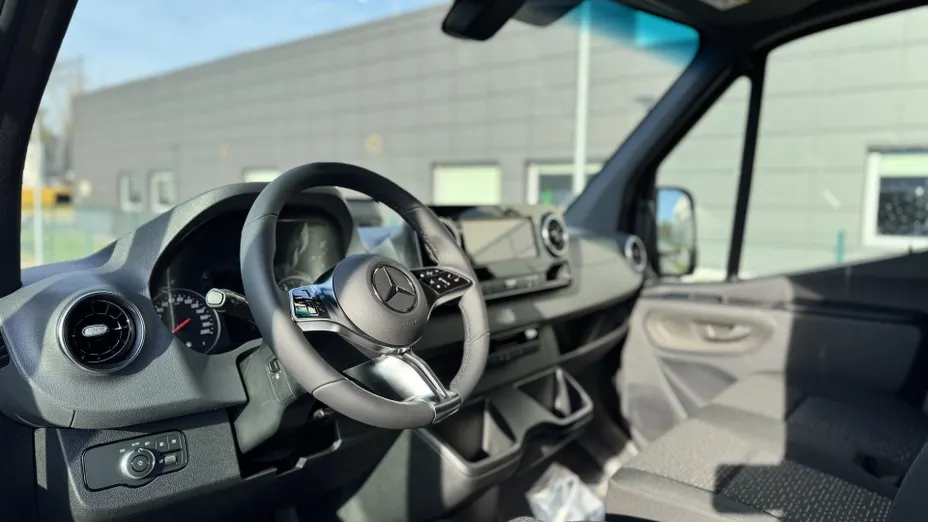 MERCEDES-BENZ Sprinter Sprinter 319 CDI Extra Long SELECT 9G-Tr. AWD 907.637 15,5m3 Nowy