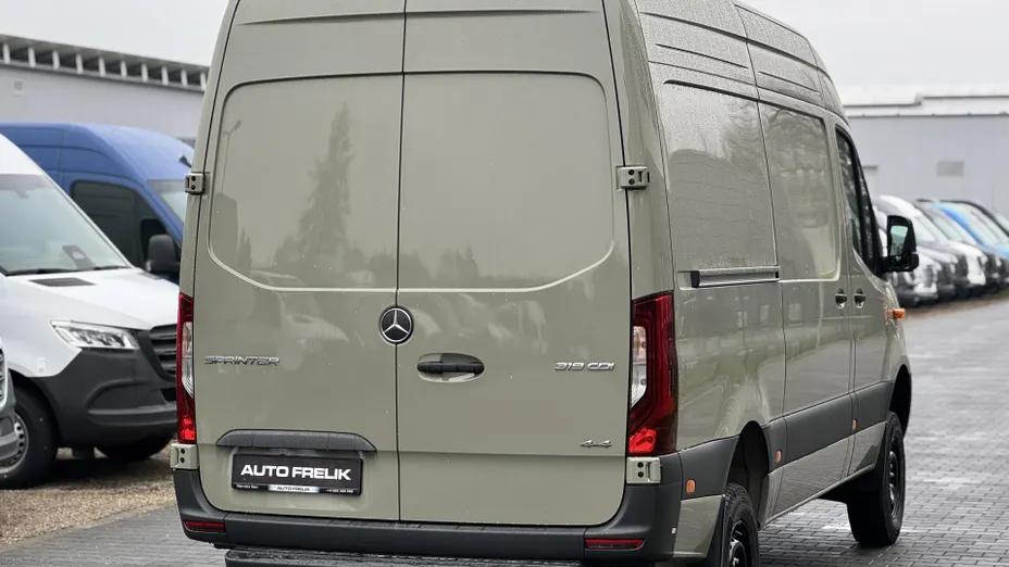 MERCEDES-BENZ Sprinter Sprinter 319 CDI Standard PRO 9G-Tronic AWD 907.633 11m3 Nowy