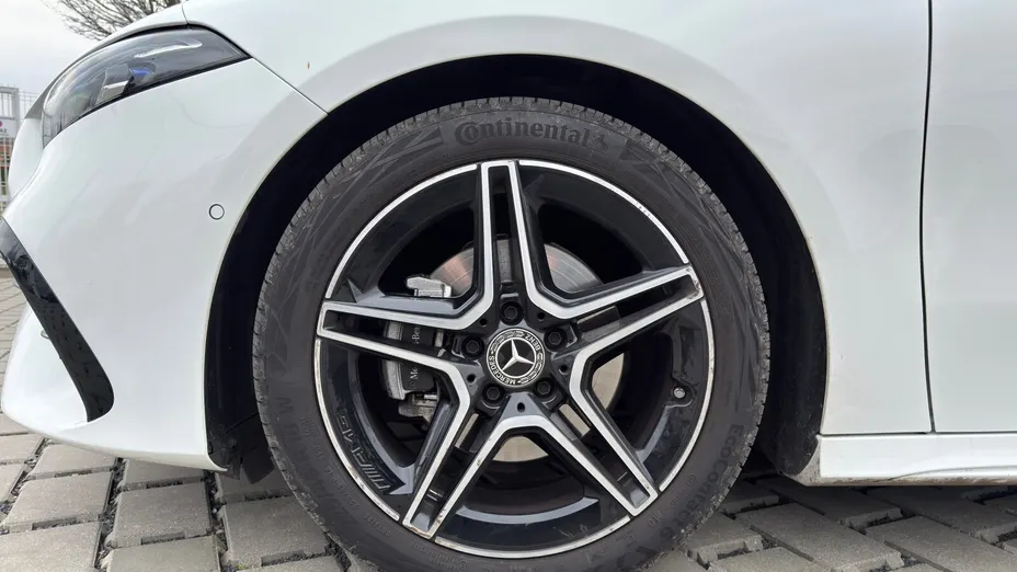 MERCEDES-BENZ A Klasa A 200 AMG Line 7G-DCT