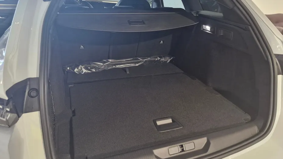 PEUGEOT 308 308 1.2 mHEV GT S&S e-DCS6 Nowy
