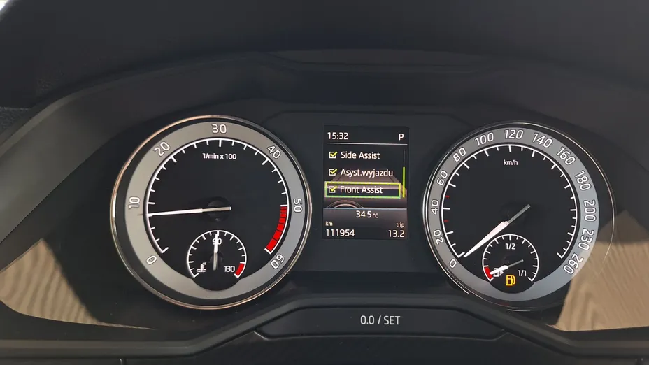 SKODA Superb Superb 2.0 TDI SCR Sportline DSG