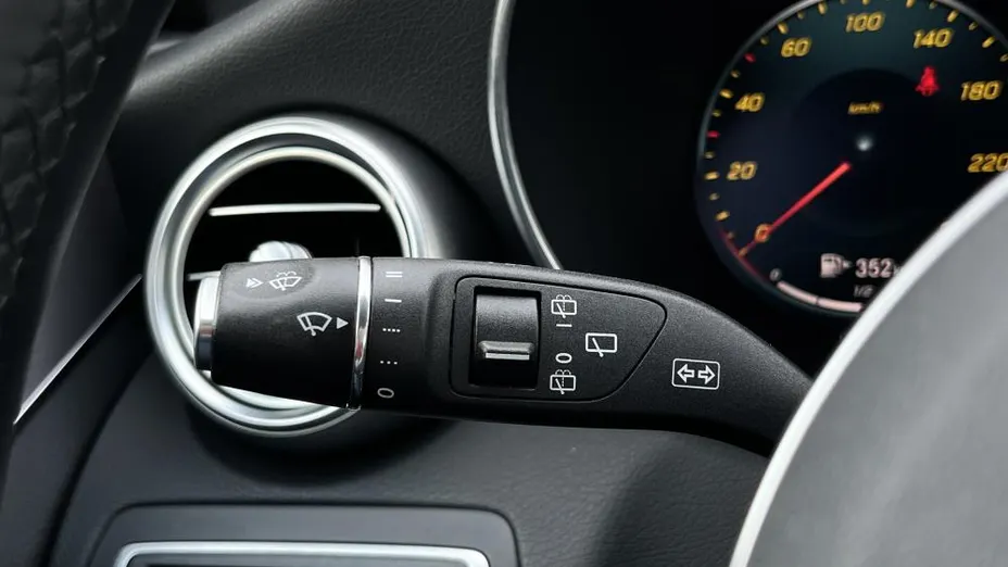 MERCEDES-BENZ C Klasa C 220 d 4MATIC 9G-TRONIC