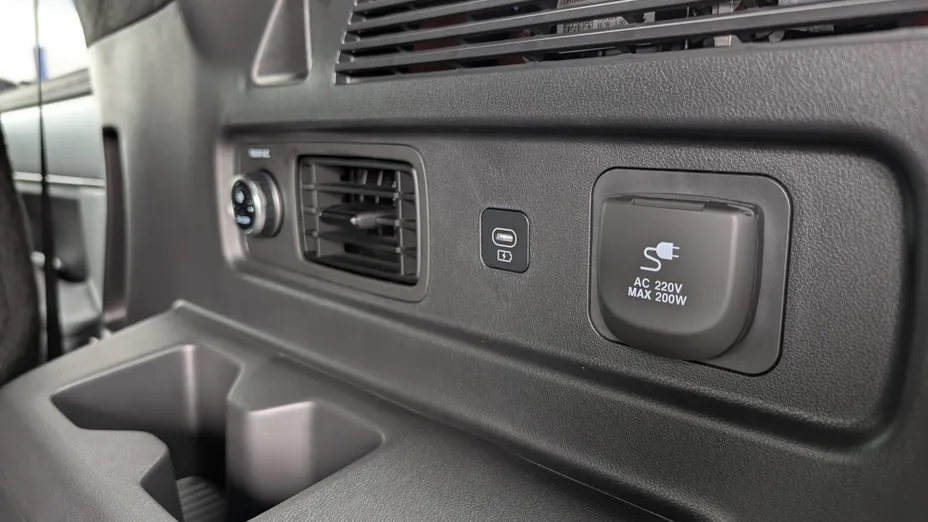 HYUNDAI Santa Fe Santa Fe 1.6 T-GDI HEV Calligraphy 4WD aut 6os. Nowy