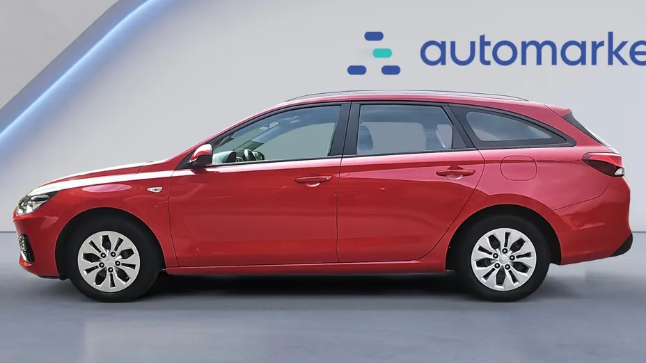 HYUNDAI i30 i30 1.6 D Classic +