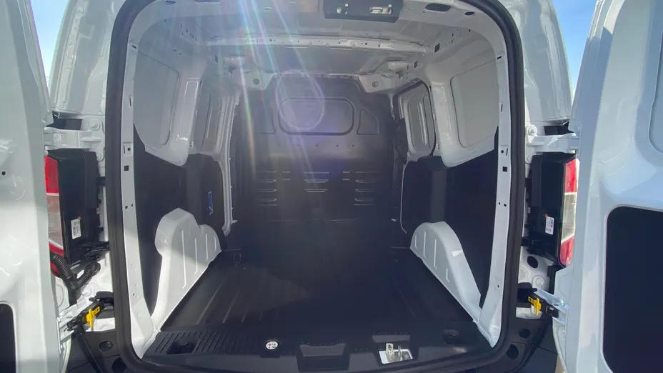 FORD Transit Courier Transit Courier 1.5 EcoBlue 2,1t Trend Nowy