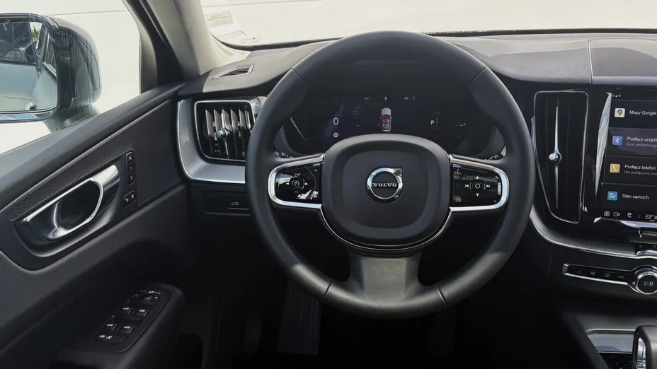 VOLVO XC60 XC60 T6 Plug-In Hybrid AWD Plus Dark aut