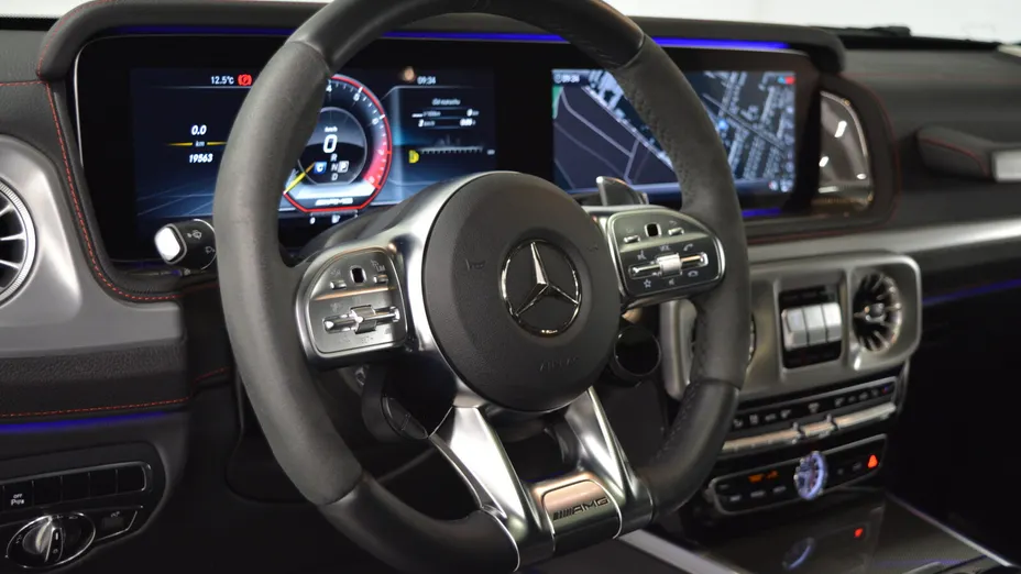 MERCEDES-BENZ Klasa G AMG G 63 4x4
