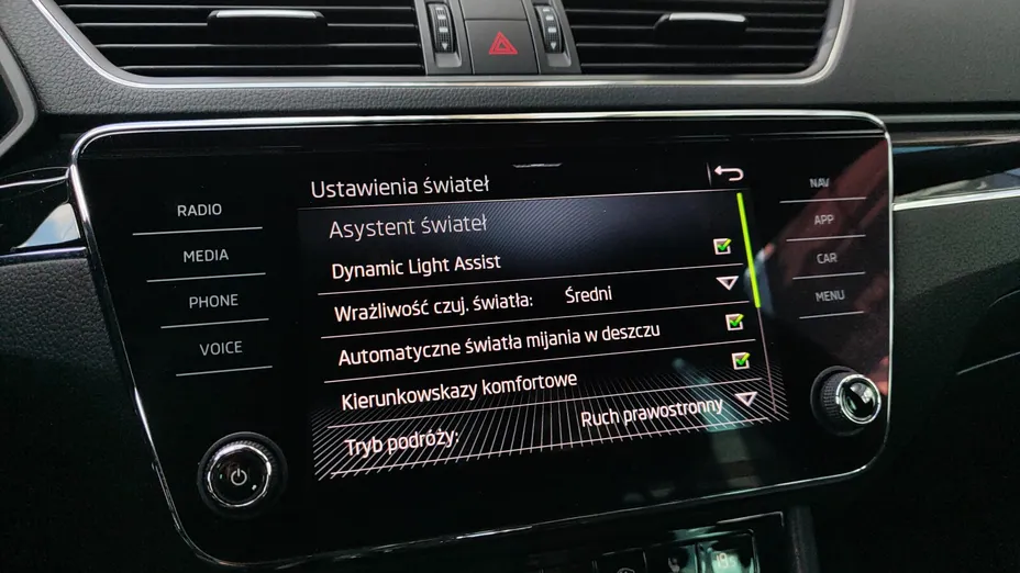 SKODA Superb Superb 2.0 TDI SCR L&K DSG