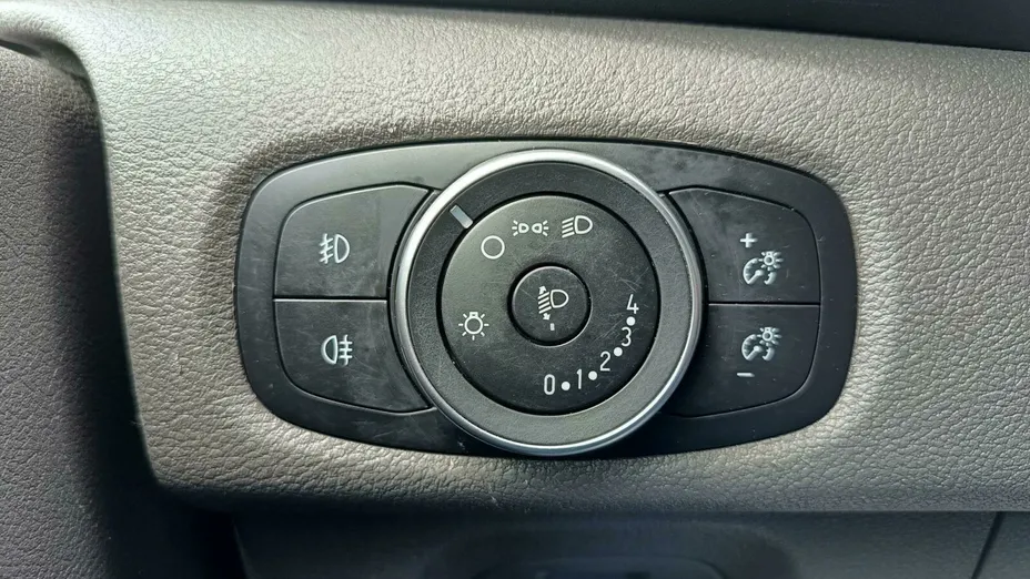 FORD Transit Custom Transit Custom 300 L2H1 Trend (bryg.)