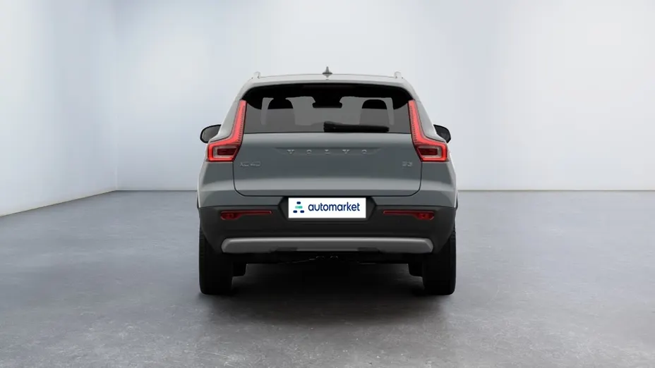 VOLVO XC40 XC40 B3 Core aut Nowy