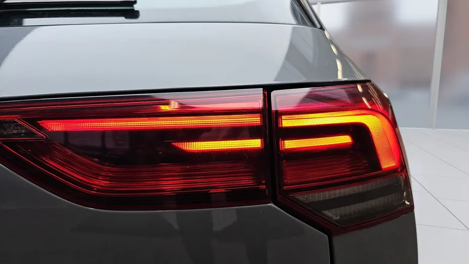 VOLKSWAGEN Golf Golf VIII 2.0 TDI Life