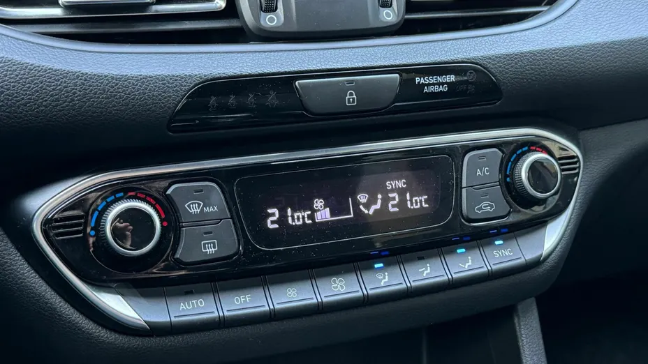 HYUNDAI i30 i30 1.5 T-GDI 48V N Line