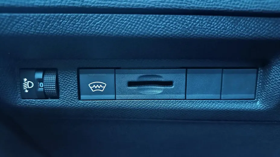 PEUGEOT 308 308 1.2 PureTech Allure Pack S&S EAT8