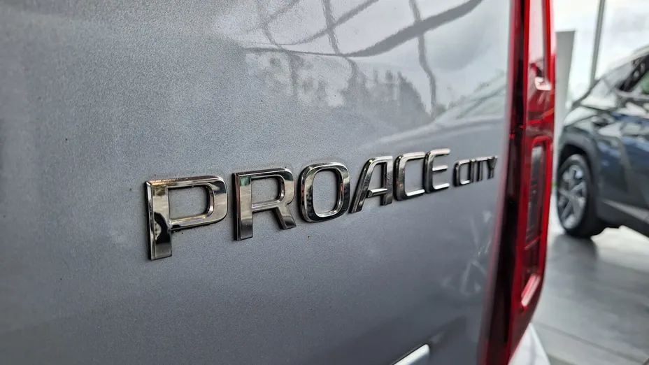 TOYOTA Proace City Verso Proace City Verso 1.5 D-4D Family