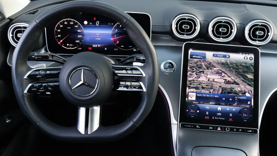 MERCEDES-BENZ C Klasa C 180 mHEV AMG