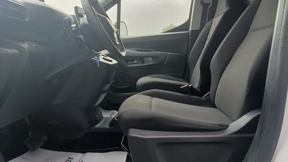 PEUGEOT Partner Van Partner 1.5 BlueHDi L2 S&S Premium EAT8