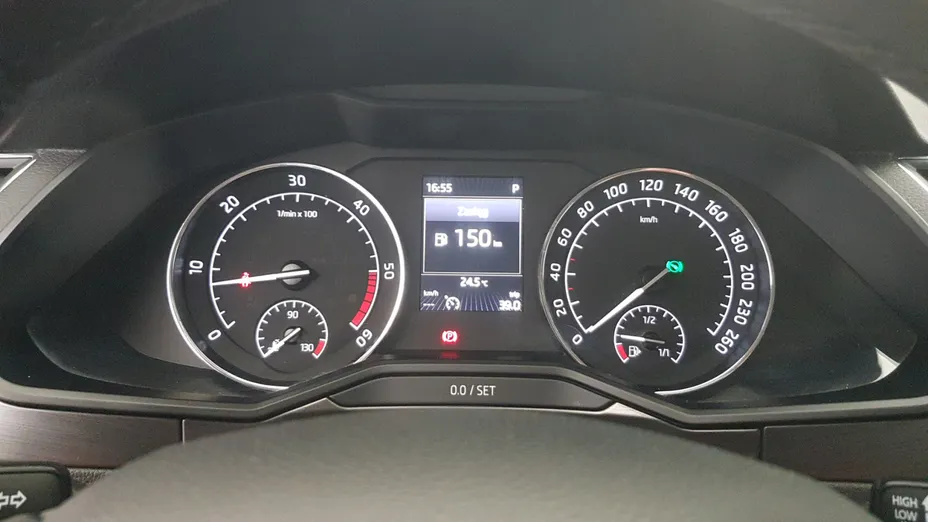SKODA Superb Superb 2.0 TDI Style DSG