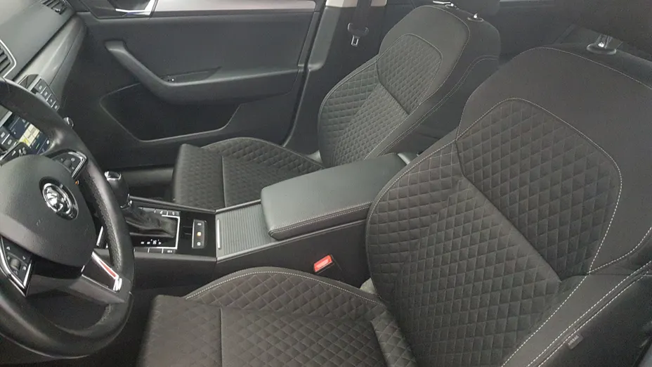 SKODA Superb Superb 2.0 TDI Style DSG