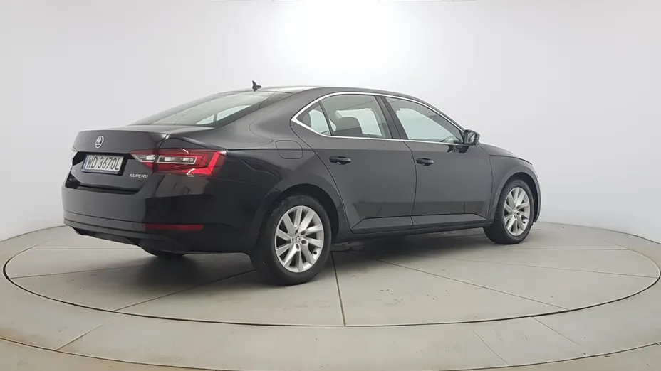SKODA Superb Superb 2.0 TDI Style DSG