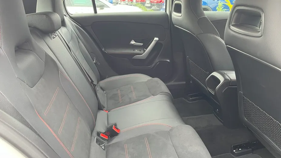 MERCEDES-BENZ A Klasa A 200 AMG Line 7G-DCT