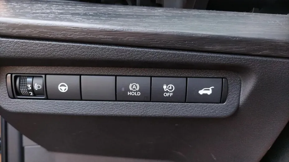 NISSAN Ariya Ariya 63kWh Advance