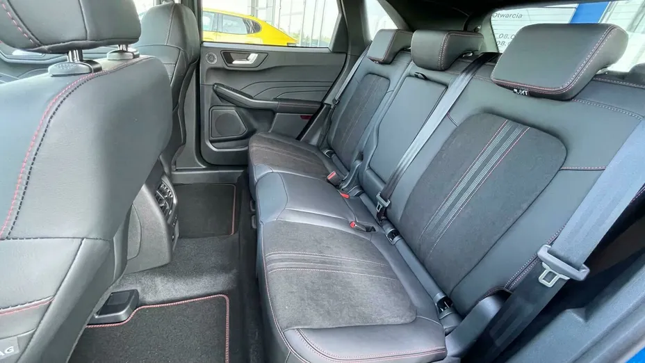 FORD Kuga Kuga 2.5 FHEV AWD ST-Line X eCVT Nowy